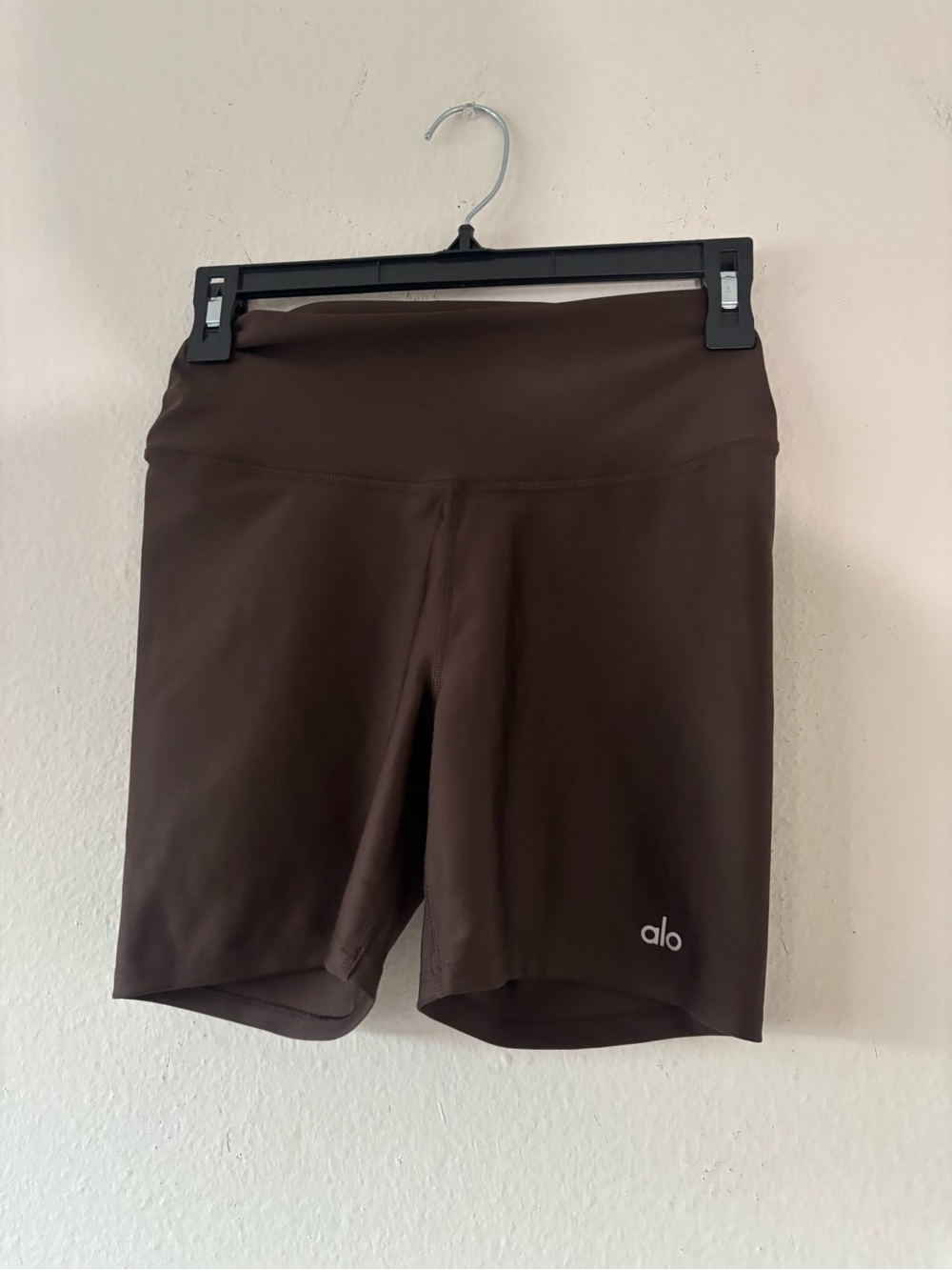 Alo Yoga brown  Esprerso activewear shorts